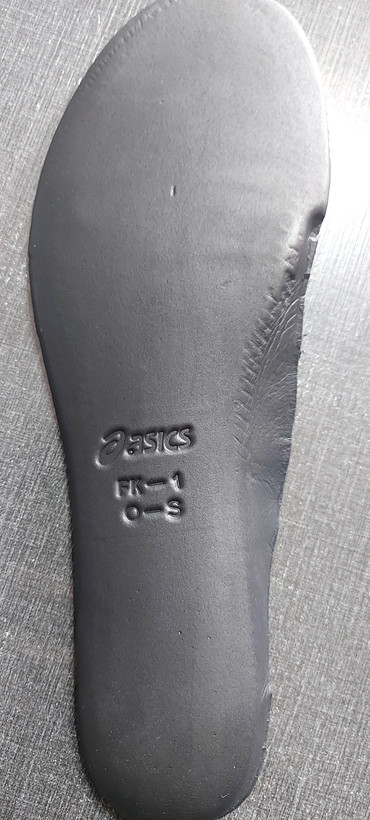 کفش آسیکس مدل ژل کینسی مکس اصل